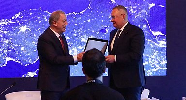 İstanbul - TBMM Milli Savunma Komisyonu Başkanı Akar: Möntrö'yü eksiksiz uygulamamız nedeniyle Karadeniz stratejik rekabet alanına dönüşmedi