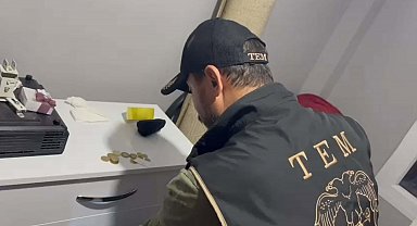 İzmir merkezli FETÖ operasyonunda 42 gözaltı