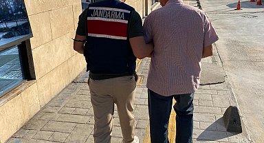 İzmir'de terör propagandasına 5 gözaltı