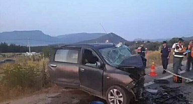 İzmir'de zincirleme kaza: 5 ölü, 2 yaralı