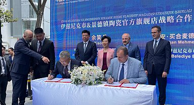 İznik ve Çin arasında seramikte iş birliği