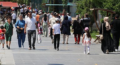 Kayseri Hayvanat Bahçesi'nde bayram yoğunluğu; 65 bin ziyaretçi