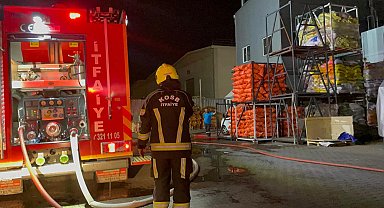 Kayseri'de ahşap fabrikasının silosundaki yangın söndürüldü