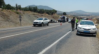 Kilis'te otomobiller çarpıştı: 8 yaralı
