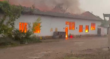 Kırşehir'de EÜAŞ'a ait depodaki yangın söndürüldü