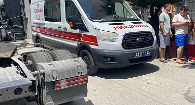 Kocaeli'de bıçaklı kavga; 2 kardeş yaralı