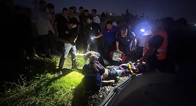 Köprüde kayboldu ihbarı yapıldı, nehirden çıkarılıp hastaneye kaldırıldı