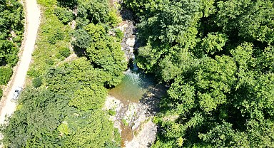Küre Dağları Milli Parkı'nın eteğindeki Gölderesi Şelalesi dron ile görüntülendi