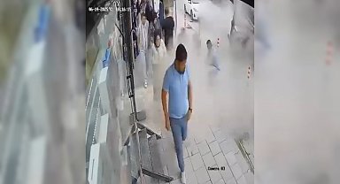 Malatya'da iş makinesi yüklü TIR'ın lastiğinin patlaması kamerada