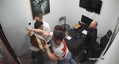 Milli sporcuya silahlı tehdit ile darp kamerada