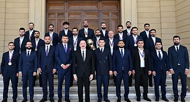 Minifutbol Dünya Şampiyonu Azerbaycan Milli Takımı ödüllendirildi