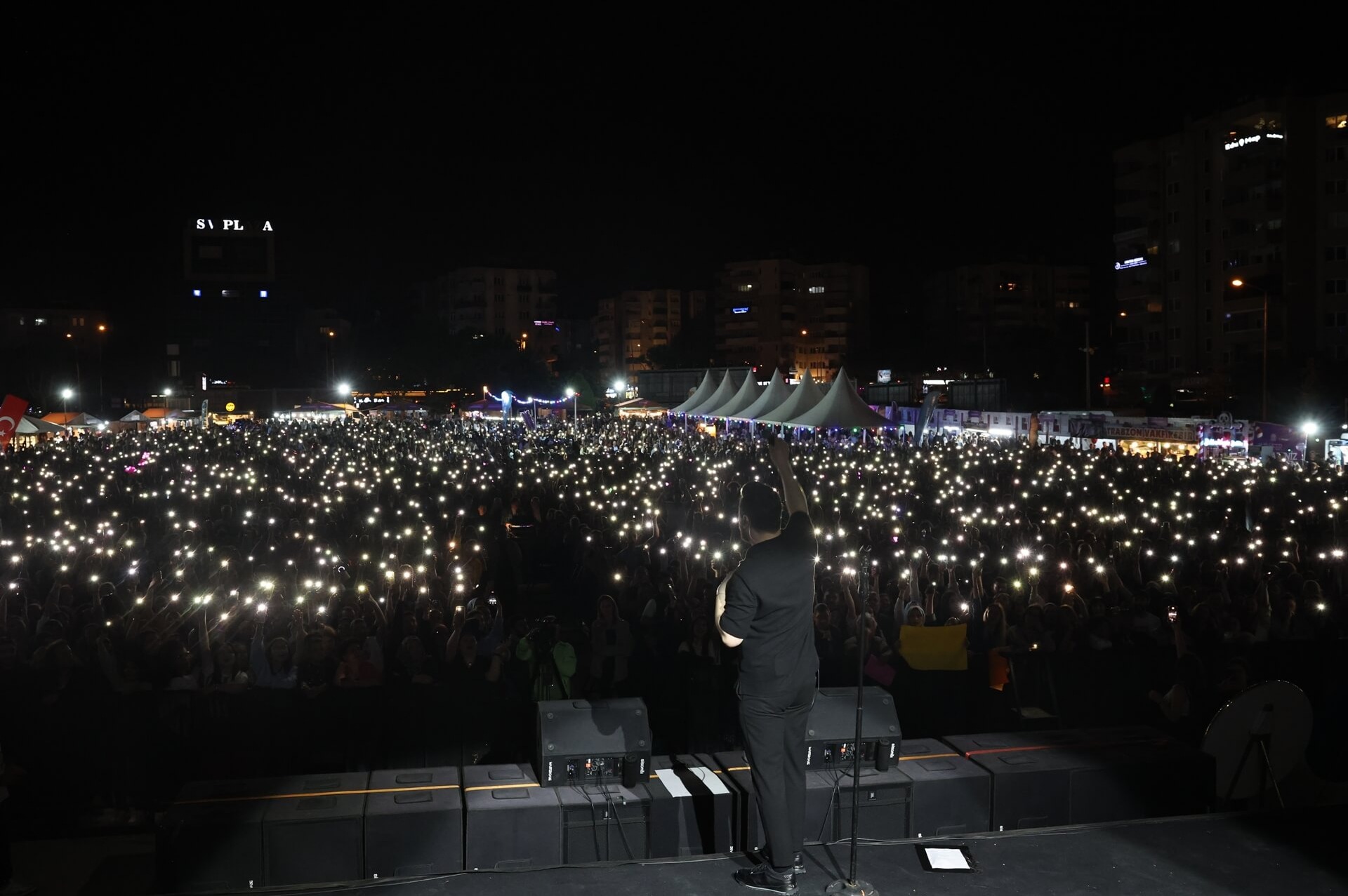 Nilüfer Karadeniz Festivali’nde Ekin Uzunlar rüzgarı