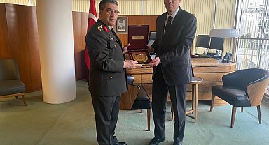 Orgeneral Bayraktaroğlu, Akdeniz Kara Kuvvetleri Komutanları Sempozyumu'na katıldı