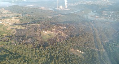 Orman yangını nedeniyle tahliye edilen mahallede 3 ev yandı