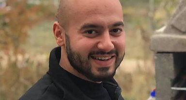 Otomobil takla attı; öğretmen öldü, eşi, çocuğu ve annesi yaralandı