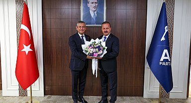 Özgür Özel, Anahtar Parti'yi ziyaret etti