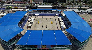 Plaj voleybolunun kalbi Alanya'da atıyor