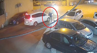 Polisin 'Dur' ihtarına uymayan motosikletli kaza yapınca yaya olarak kaçtı; o anlar kamerada