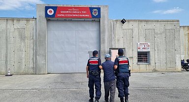 Sakarya'da uyuşturucuya 3 tutuklama