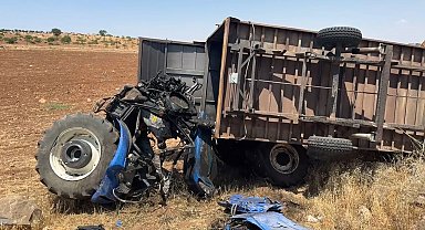Şanlıurfa'da traktör devrildi; 2 ölü