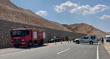 Siirt'te otomobil ile hafriyat kamyonu çarpıştı: 1 ölü, 4 yaralı
