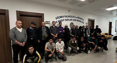 Tekirdağ'da 21 kaçak göçmen yakalandı