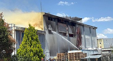 Tekirdağ'da fabrika yangını 3 saatte kontrol altına alındı