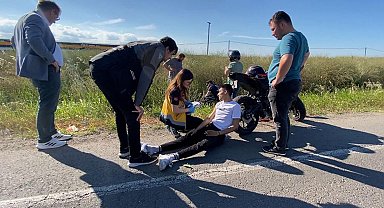 Tekirdağ'da otomobille çarpışan motosikletteki 2 kişi yaralandı