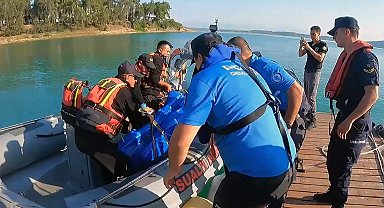 Tekneden düşen Emirhan'ın cansız bedenine ulaşıldı