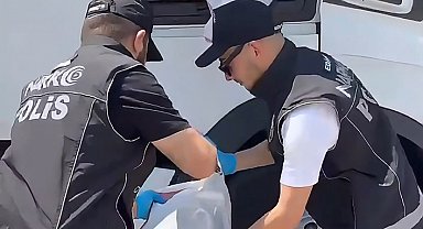 TIR'da 18 kilo kokain ele geçirildi: 3 tutuklama