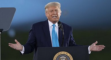 Trump, Washington'daki askeri geçit törenine katıldı