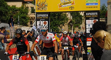 Türkiye'deki ilk elektrikli bisiklet yarışı Kapadokya'da başladı
