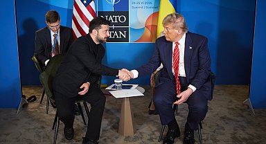 Ukrayna Devlet Başkanı Zelenskiy ile ABD Başkanı Trump, Lahey'de görüştü
