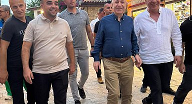 Ümit Özdağ, Antalya'da esnafla görüştü