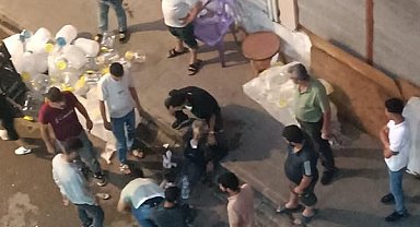 Yolda yürürken silahlı saldırıda yaralandı