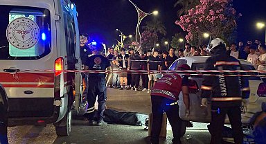 Yolun karşısına geçmeye çalışan yaya, otomobilin çarpmasıyla öldü