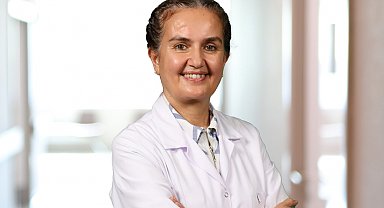 'Baş ağrısını önlemek için yazın su tüketimine dikkat edin'