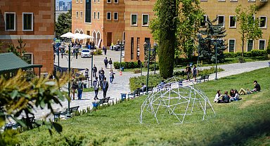 'Gelecek, yetkinlikleriyle fark yaratanların olacak'