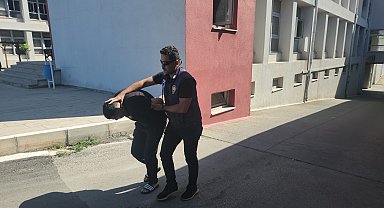 'Sazan sarmalı' yöntemiyle dolandırıcılık yapan 2 şüpheli tutuklandı