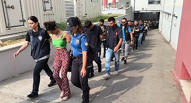 Adana merkezli 6 ilde 'torbacı'lara yönelik operasyonda 41 şüpheli adliyede