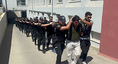 Adana'da ele geçirilen 825 kilo eroin soruşturmasında 16 tutuklama