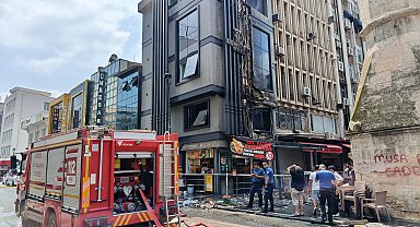 Adana'da kuyumcu dükkanında yangın