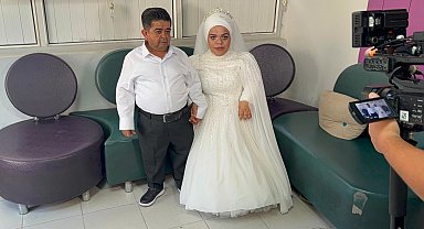 Akondroplazi hastası çift, yardımlarla düğün yaptı
