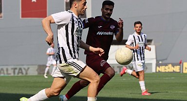 Altay'da Ali Kızılkuyu, Yalova yolcusu