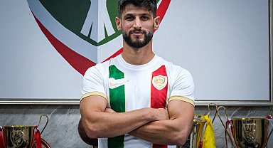 Amedspor, stoper Kahraman Demirtaş ile 2 yıllık sözleşme imzaladı