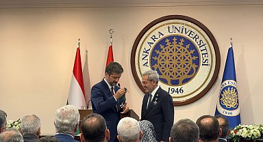Ankara Üniversitesi Rektörü Ünüvar'a Macaristan'dan Liyakat Nişanı