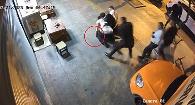 Ankara'da eğlence merkezi önündeki silahlı kavga kamerada