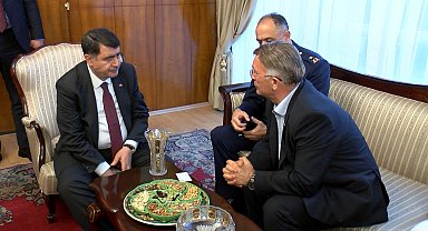 Ankara'da Pakistan Büyükelçiliği'nde 'Mango Festivali' düzenlendi