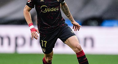 Atletico Madrid ile sözleşmesini feshetmeye hazırlanan İspanyol orta saha, bordo-mavililere imza atabilir