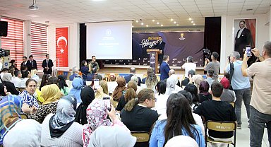 Bakan Bayraktar, 'Türkiye Yüzyılı'nda Enerji' konulu programlara katıldı